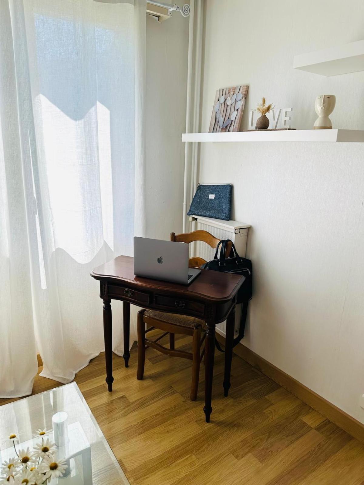 Spacieux 2 Chambres 65M2 Climatise Au Village Medieval Entre Nice Et Antibes ヴィルヌーヴ・ルベ エクステリア 写真